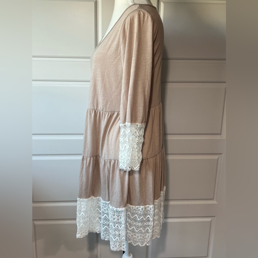Tan Beige Tiered Dress Lace Trim 3/4 Sleeve Casual Bohemian Neutral Small - Picture 4 of 6